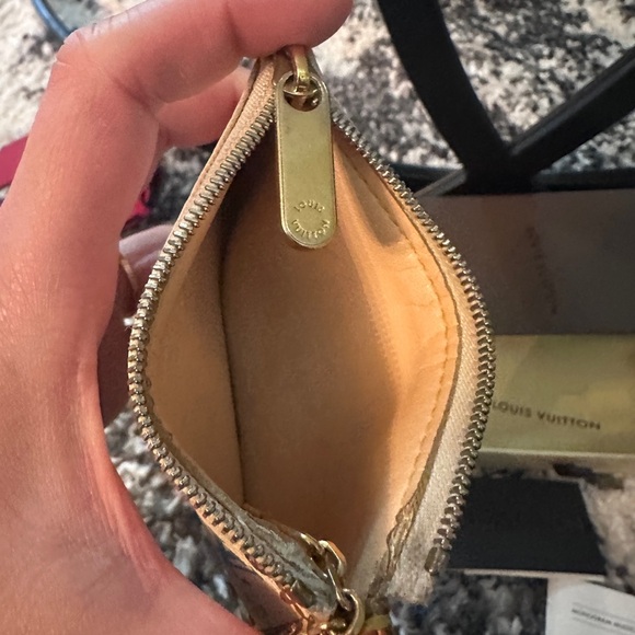 Louis Vuitton Monogram Multicolore Key Pouch in White with Multicolor Logo - Picture 12 of 15